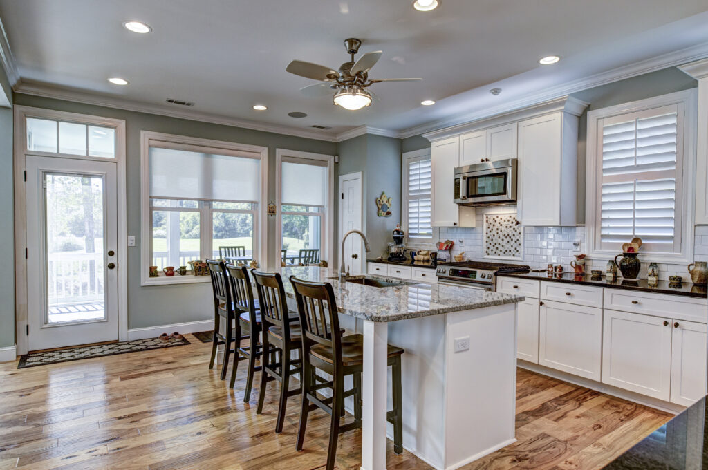M.L. Campbell Level 1: Wood Coating Specialist